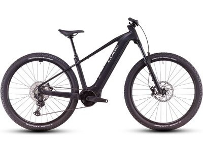 Cube Bikes Reaction Hybrid Race 800